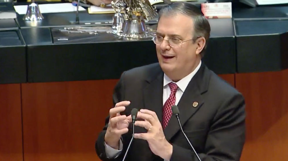 Marcelo Ebrard comparece ante el Pleno del Senado