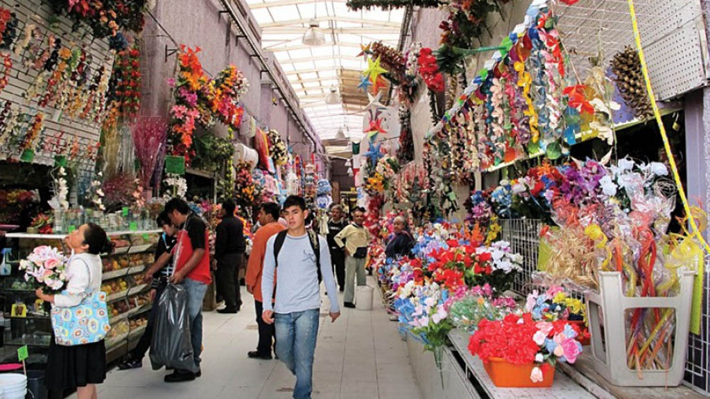 Decomisan dos toneladas de pirotecnia ilegal en la Merced