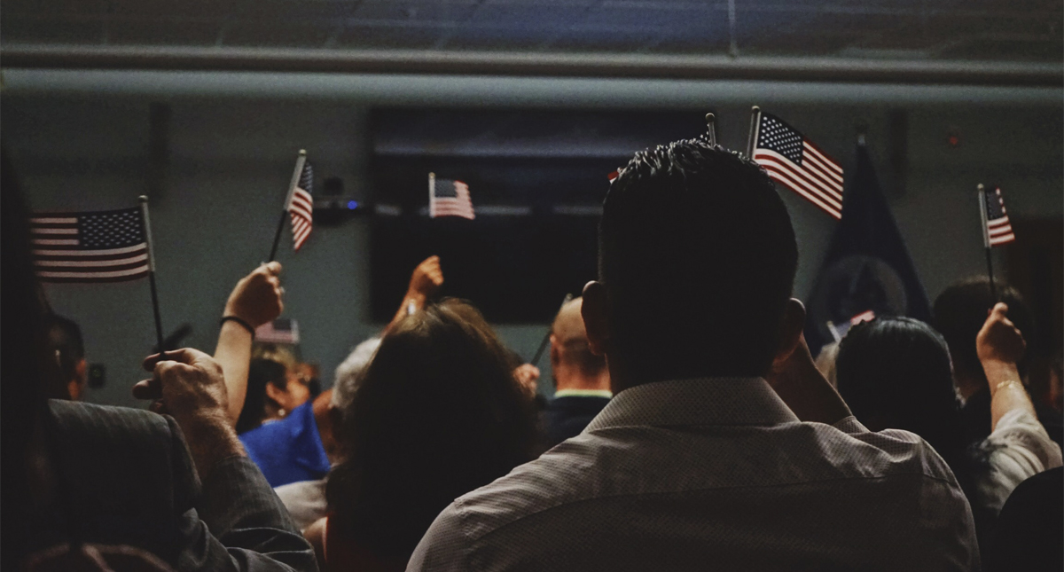 ¿Qué documentos debes portar si eres migrante en EE.UU.?