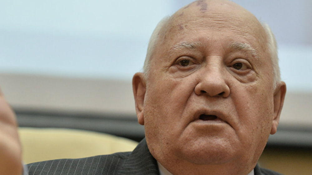 Mijail Gorbachov en recuperación tras neumonía