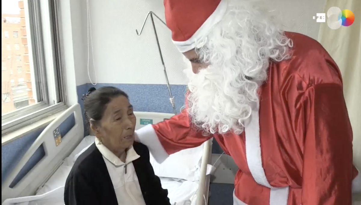 ‘Ningún mayor sin regalo’ llega a los hospitales