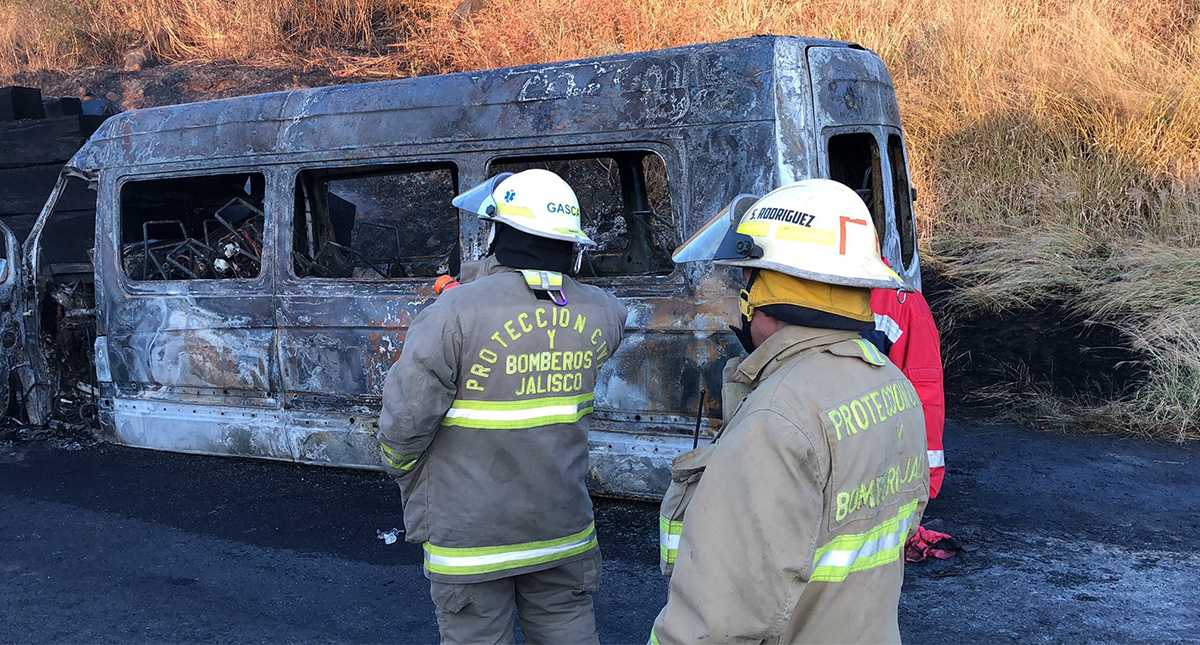 Choque en autopista de Jalisco deja nueve muertos