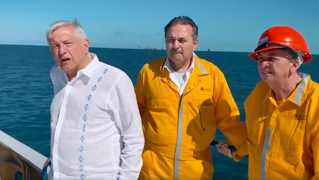 Cantarell, estratégico en desarrollo de Pemex, destaca López Obrador