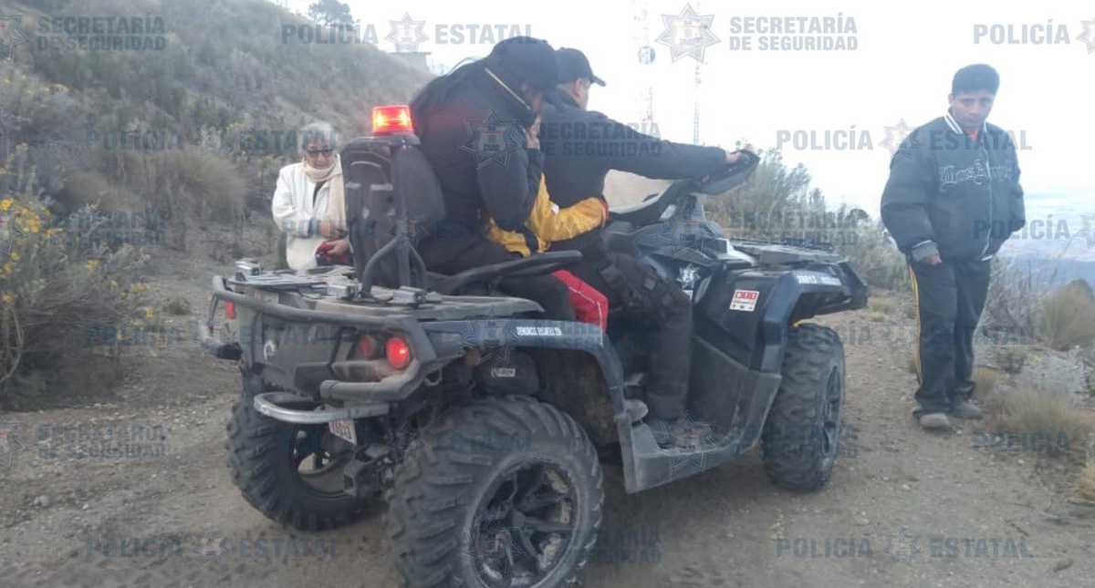 Policías auxilian a menor con 'mal de montaña' en el Nevado de Toluca - policias-de-la-ssem-pusieron-a-salvo-a-un-nino-que-se-sintio-mal-en-el-nevado-de-toluca