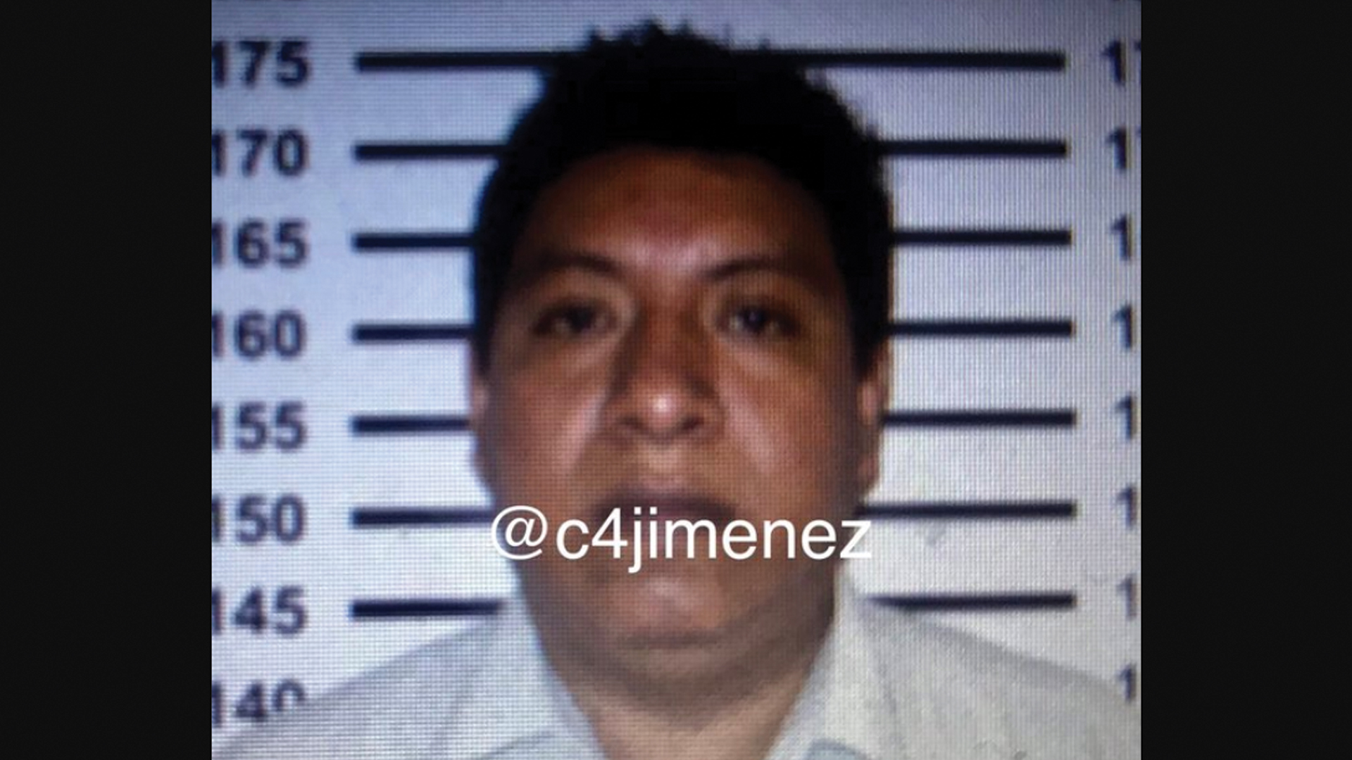 Detienen a agente por permitir entrada a galeras a cambio de dinero en Coyoacán Detienen a agente por permitir entrada a galeras a cambio de dinero en Coyoacán