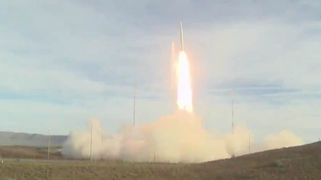 EE.UU. lanza segundo misil prohibido por tratado del que se retiró