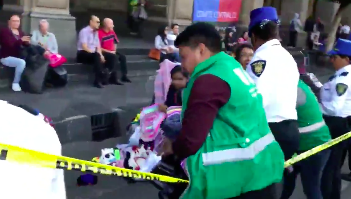 Separan de sus cargos a funcionarios que robaron mercancías a artesanos Separan de sus cargos a funcionarios que robaron mercancías a artesanos