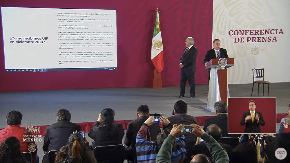 La UIF bloqueó en 2019 más de 5 mil mdp y 52 mdd a grupos delincuenciales - santiago-nieto-uif-confe-2