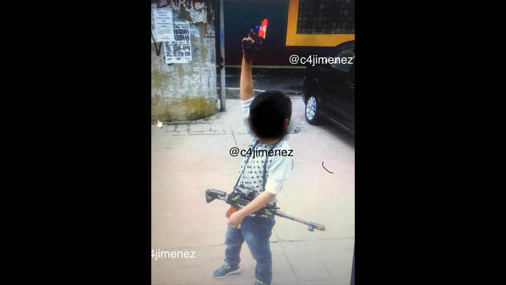 Sicario asesinado en AO compartía fotos de su hijo con armas
