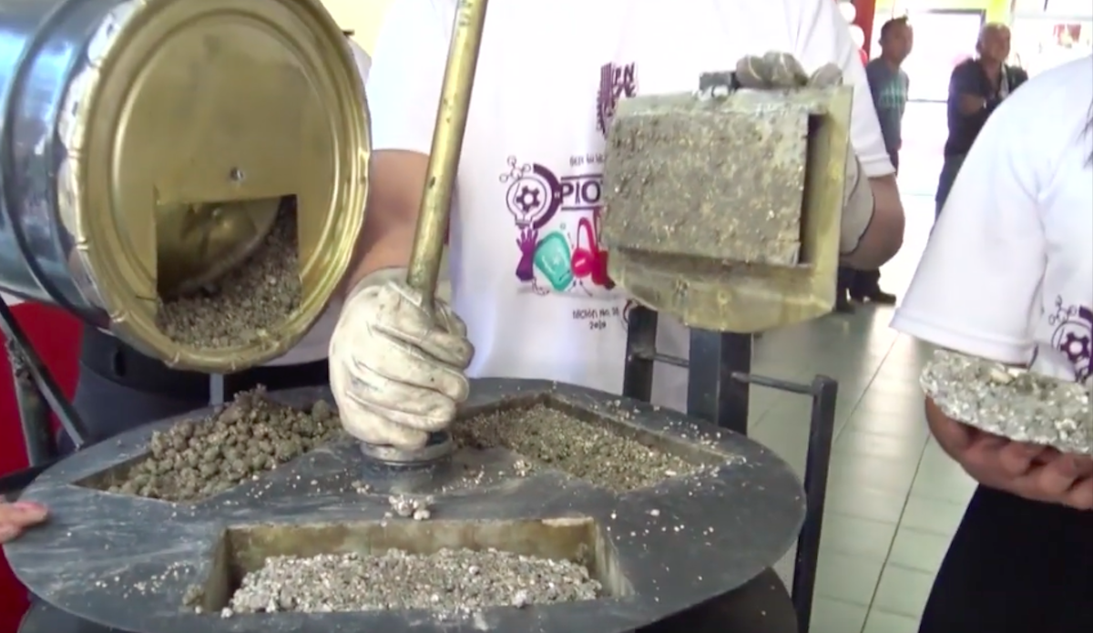 Estudiantes del IPN crean tabicón capaz de reducir impacto sísmico