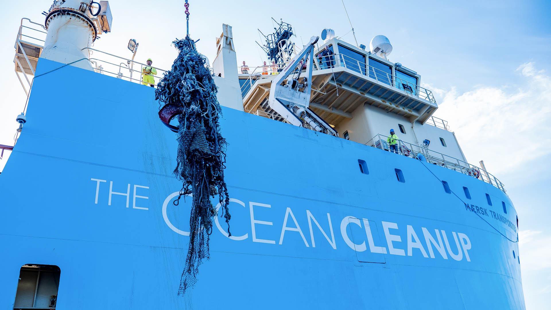 Joven desarrolla innovadora técnica para limpiar los océanos - the-ocean-cleanup-oceanos-plastico-limpieza-2