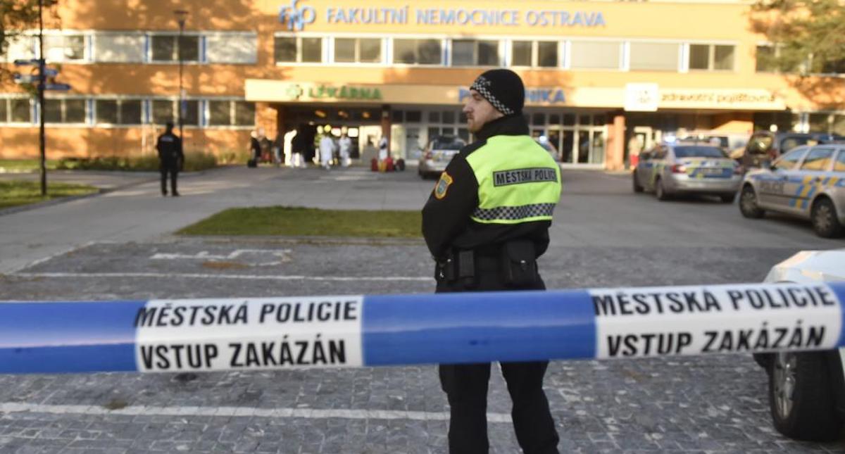 Tiroteo deja seis muertos en hospital de República Checa