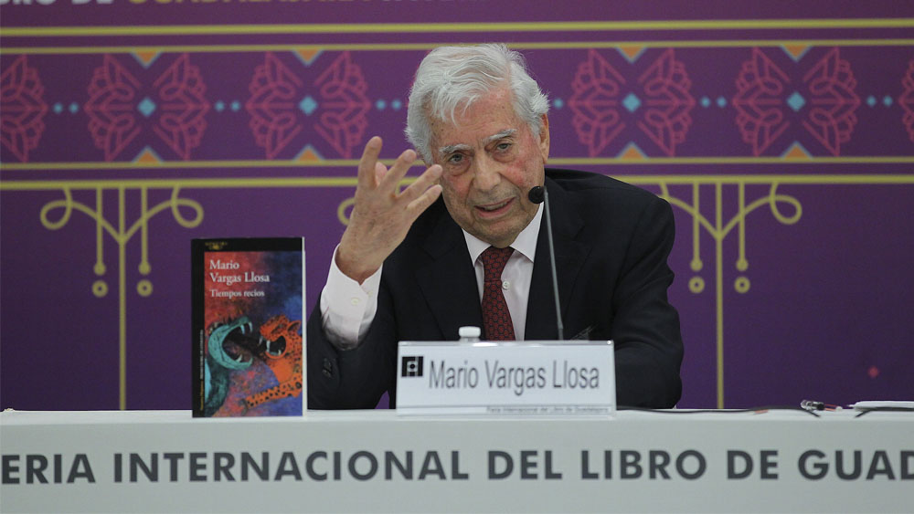 No se aplicará el Artículo 33 a Vargas Llosa, afirma AMLO