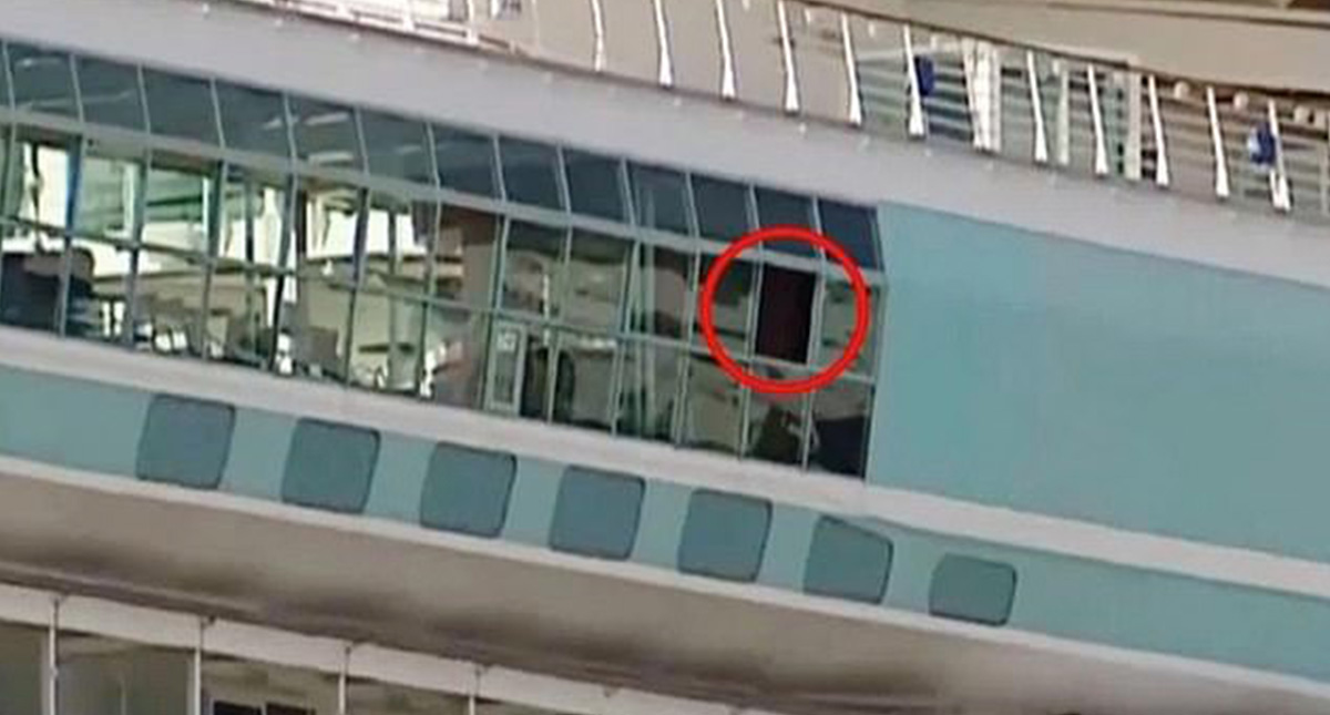Padres demandan a compañía por muerte de bebé en crucero - ventana-desde-la-que-cayo-bebe