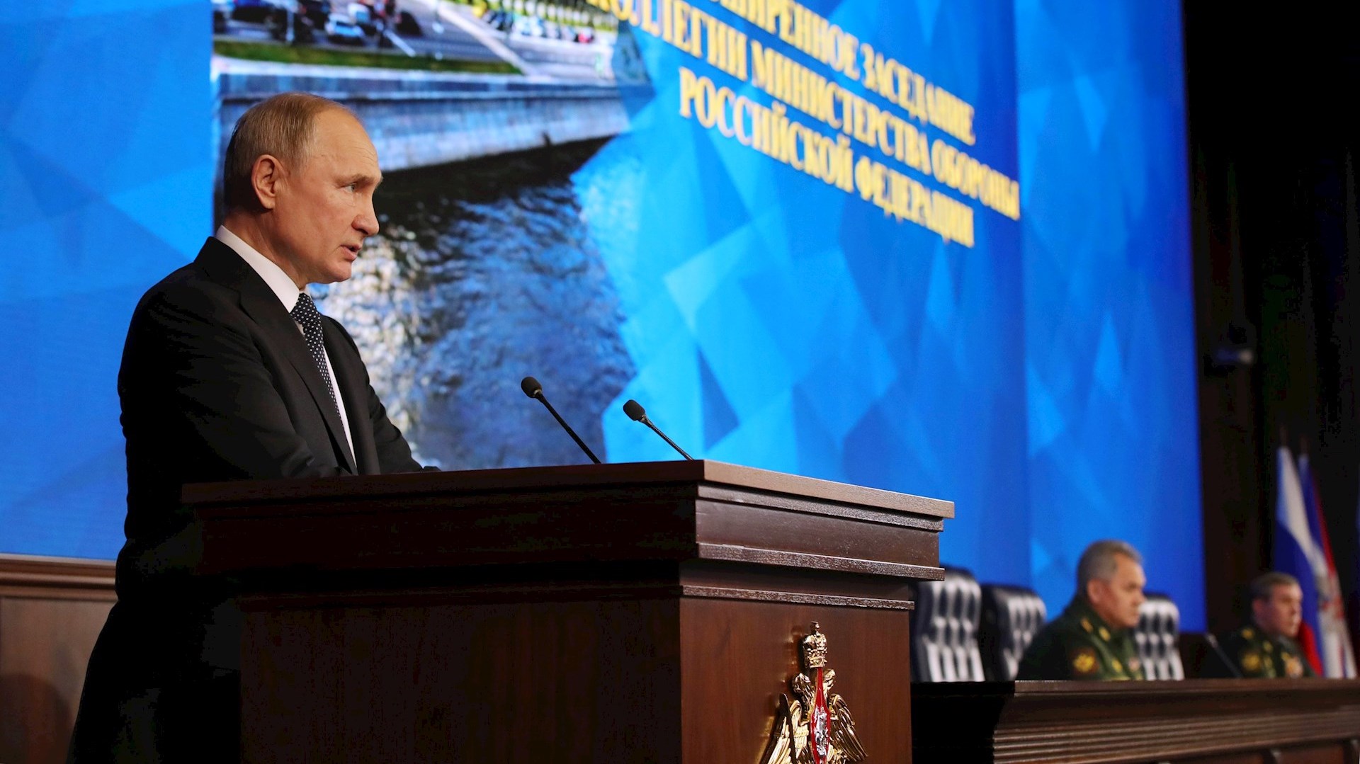 Putin dice que si no hay acuerdos Rusia desarrollará sus fuerzas nucleares