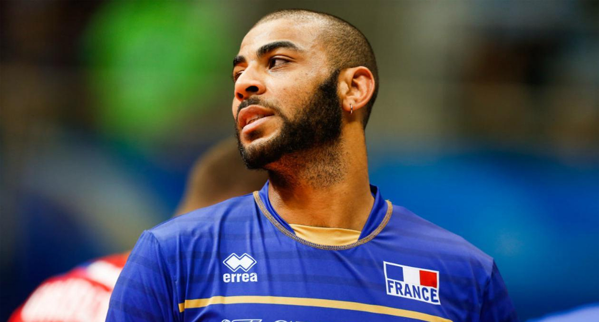 #Video Captan agresión sexual de seleccionado francés de voleibol a mujer