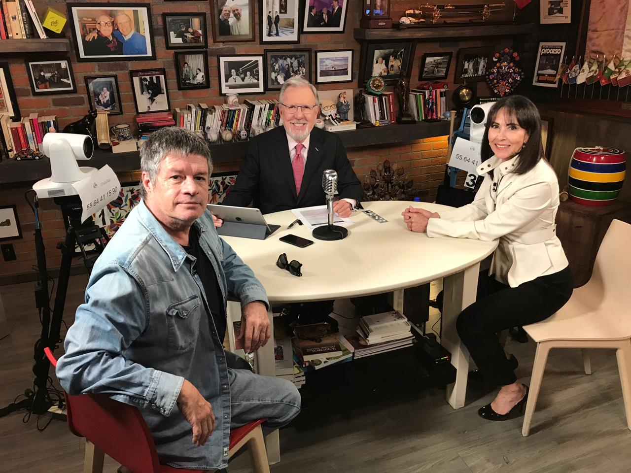 Blanca Guerra y Alejandro Camacho presentan A puerta cerrada