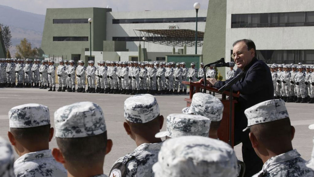 “Vienen meses difíciles”, advierte Durazo a Guardia Nacional