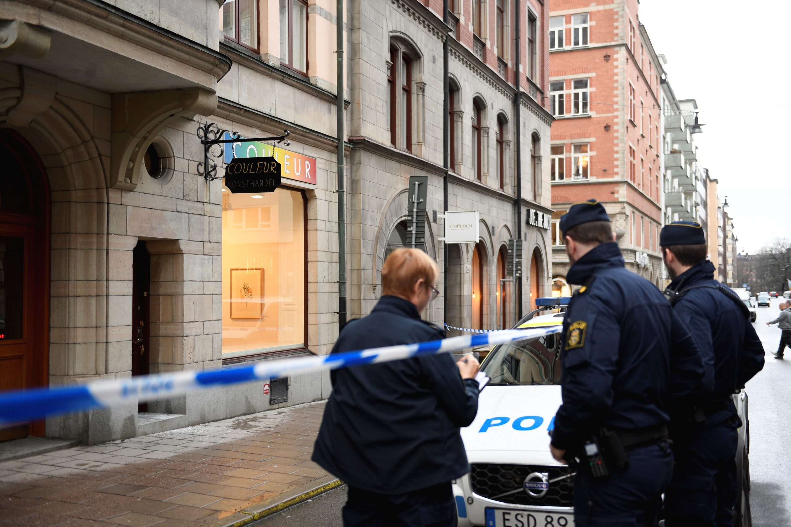 Roban una docena de esculturas de Dalí de galería de arte en Estocolmo - 59f83ba599bc534c518fe17d34d6a7f16c6a9d1b-scaled