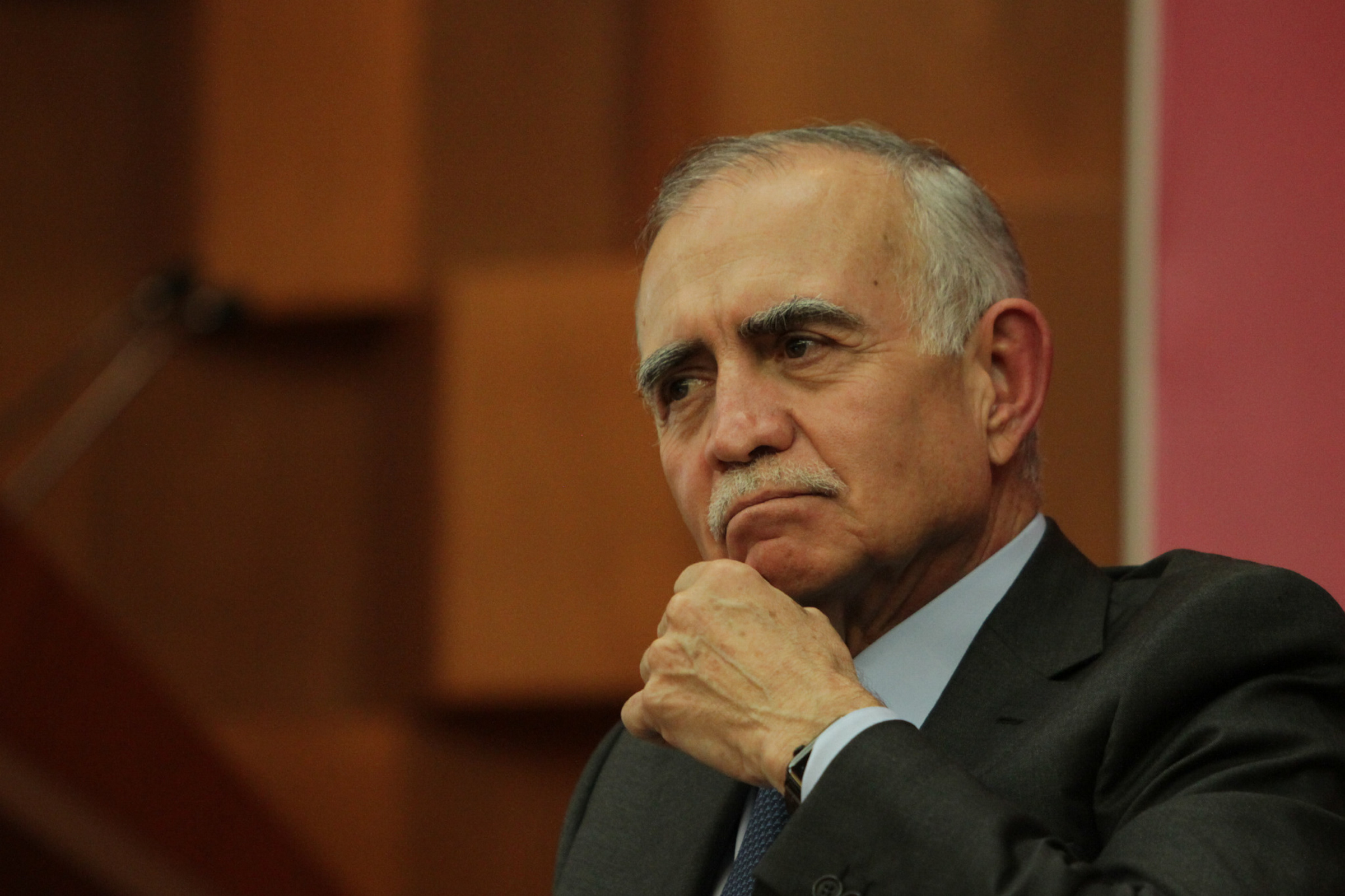 Urge el crecimiento económico: Alfonso Romo