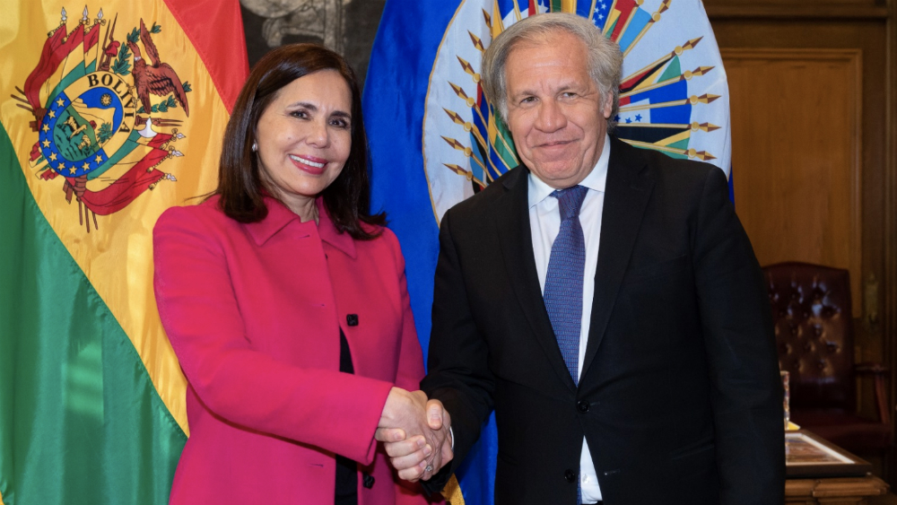 Elecciones son necesarias para democratizar Bolivia, señaló Almagro