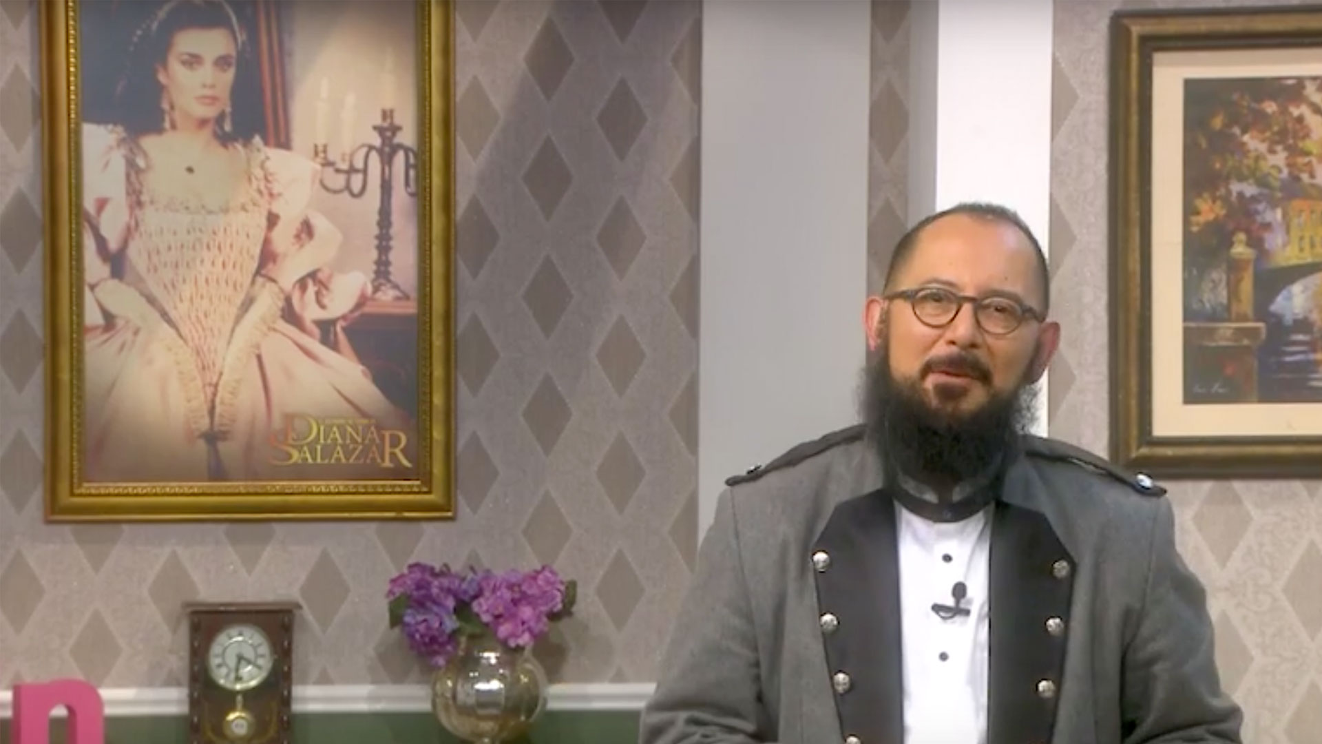 El show de las telenovelas, con Álvaro Cueva