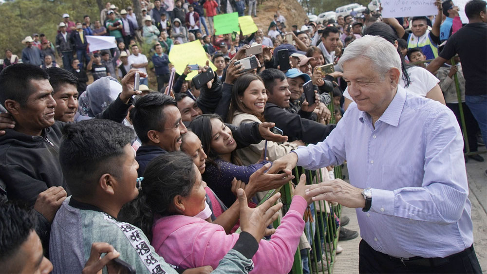 Debemos hacer historia para sacar adelante a México, afirma López Obrador