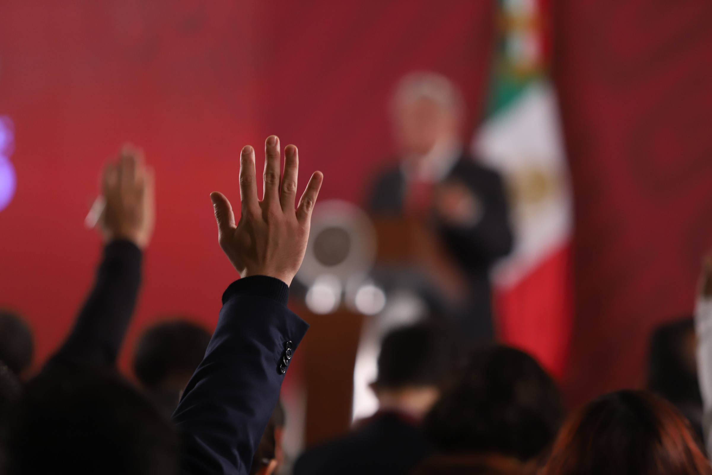 AMLO analiza extender a fin de semana las conferencias mañaneras