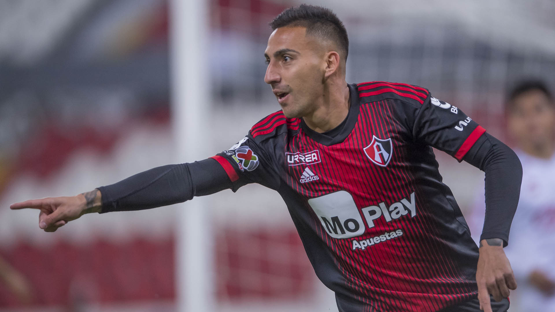 Atlas se impone a Xolos en un Estadio Jalisco desierto