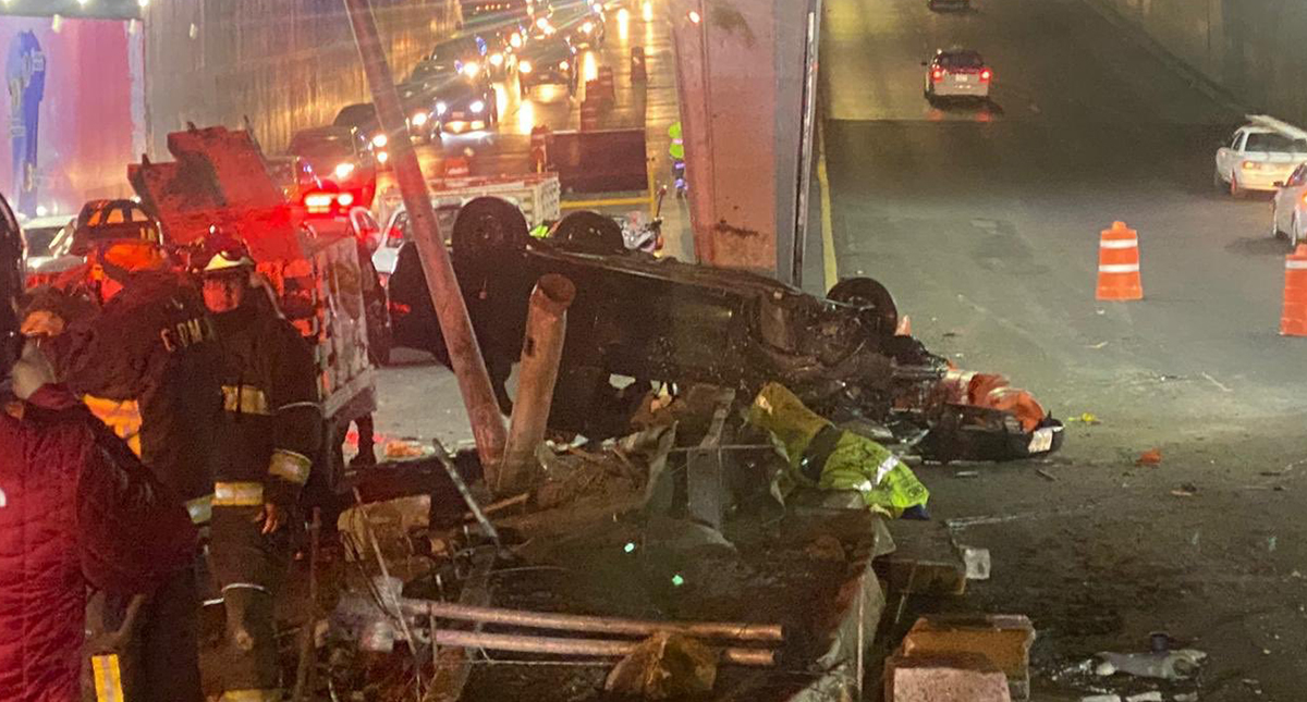 Volcadura en Circuito Interior deja dos personas muertas Volcadura en Circuito Interior deja dos personas muertas