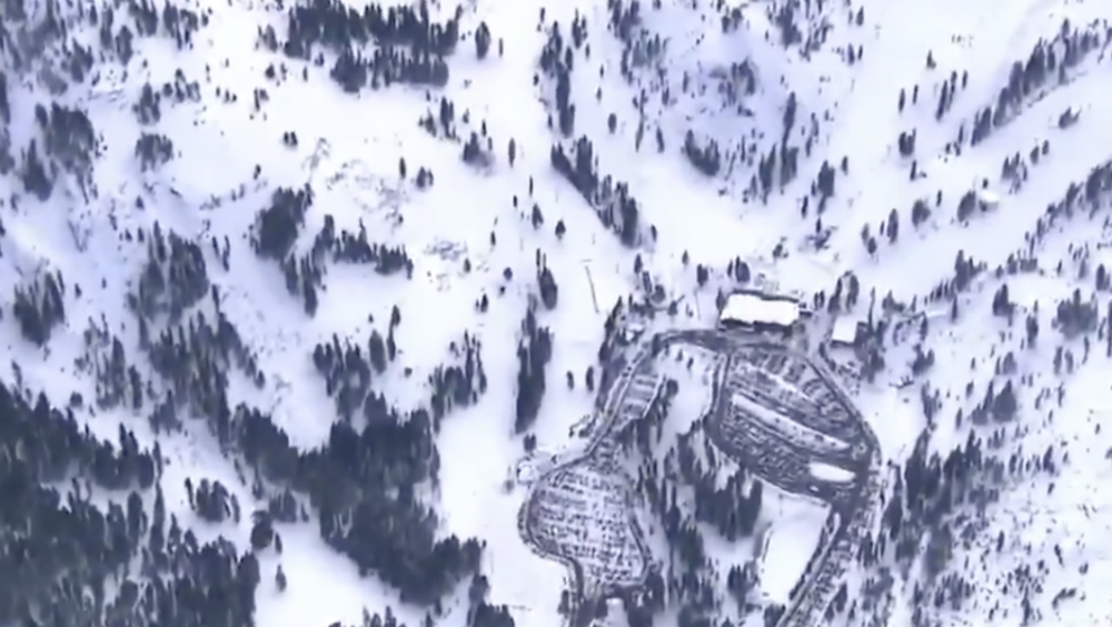 Avalancha en atracción turística de California deja un muerto