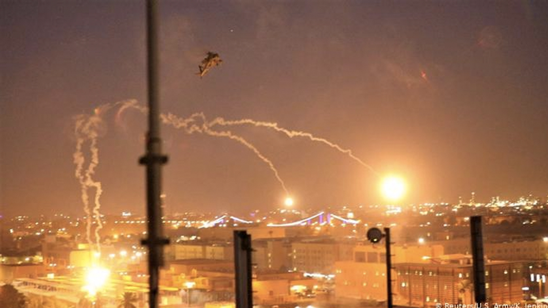 Cohetes impactan cerca de Embajada de EE.UU. en Bagdad