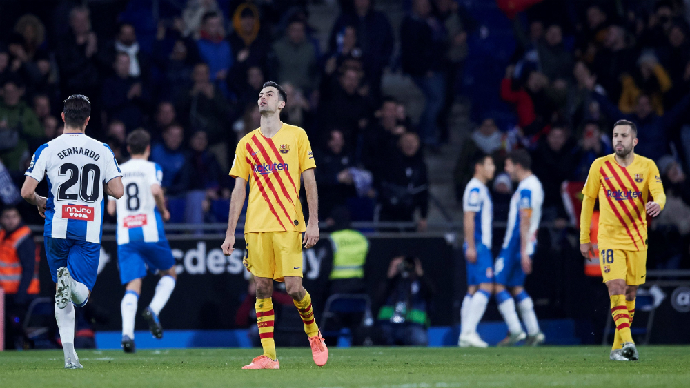 Barcelona empata con Español y se deja alcanzar por Real Madrid