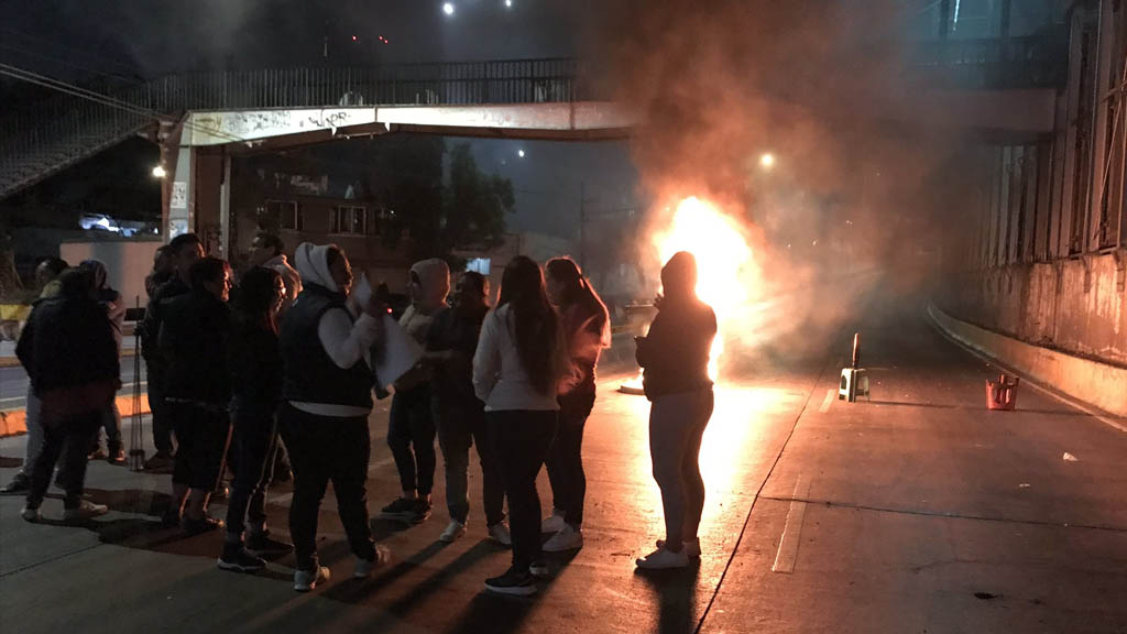 Bloquean Circuito Interior, a la altura de Pensador Mexicano