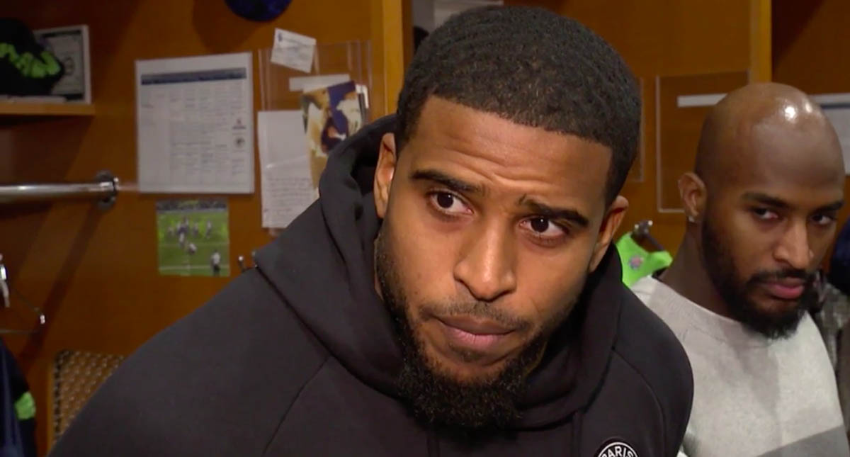 Defensivo de Seahawks de Seattle desconocía que jugaba lesionado