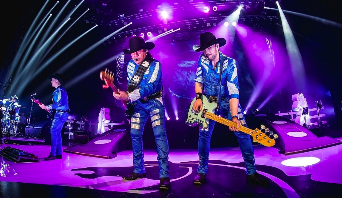 Bronco denuncia asalto a su autobús