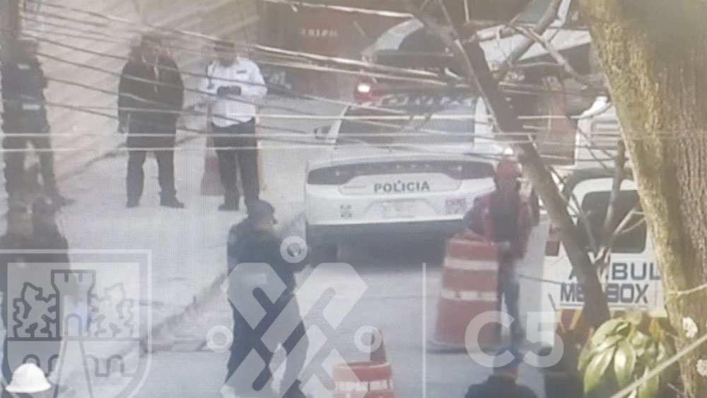 Caída de andamio deja tres heridos en Álvaro Obregón