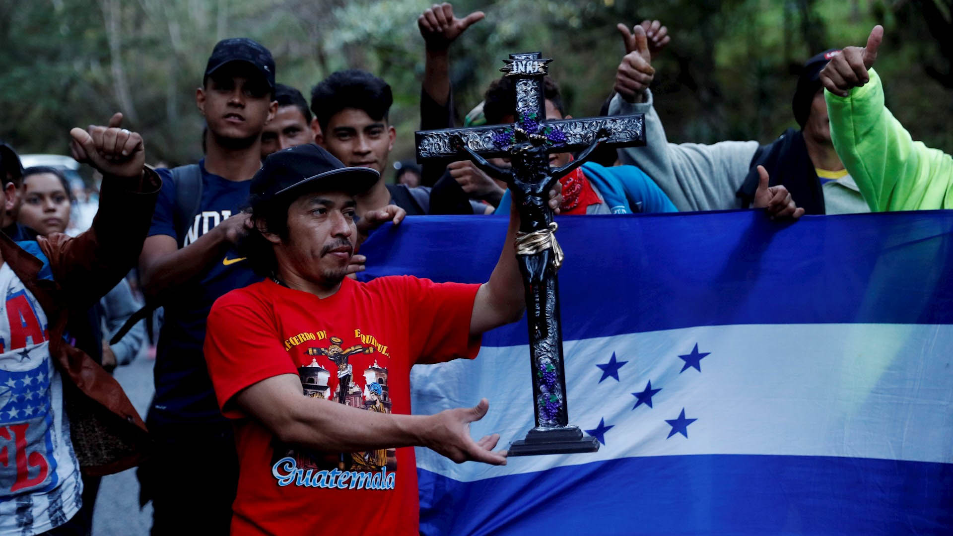 EE.UU. advierte a migrantes hondureños que su viaje está “destinado al fracaso”