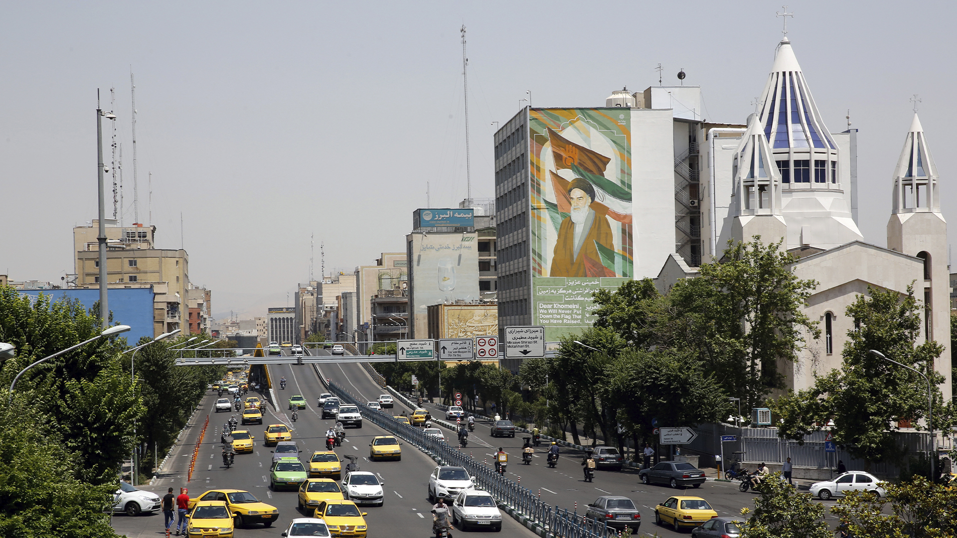 Canadá emite alerta de viaje a Irán