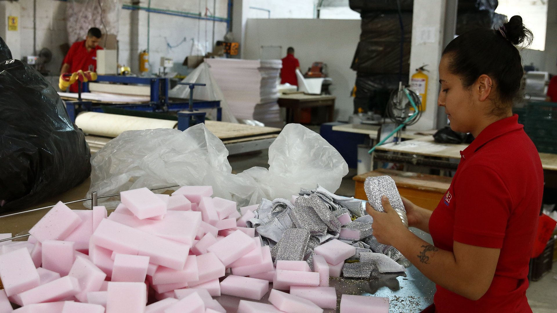 Colombia busca crear más de un millón de empleos con pacto empresarial