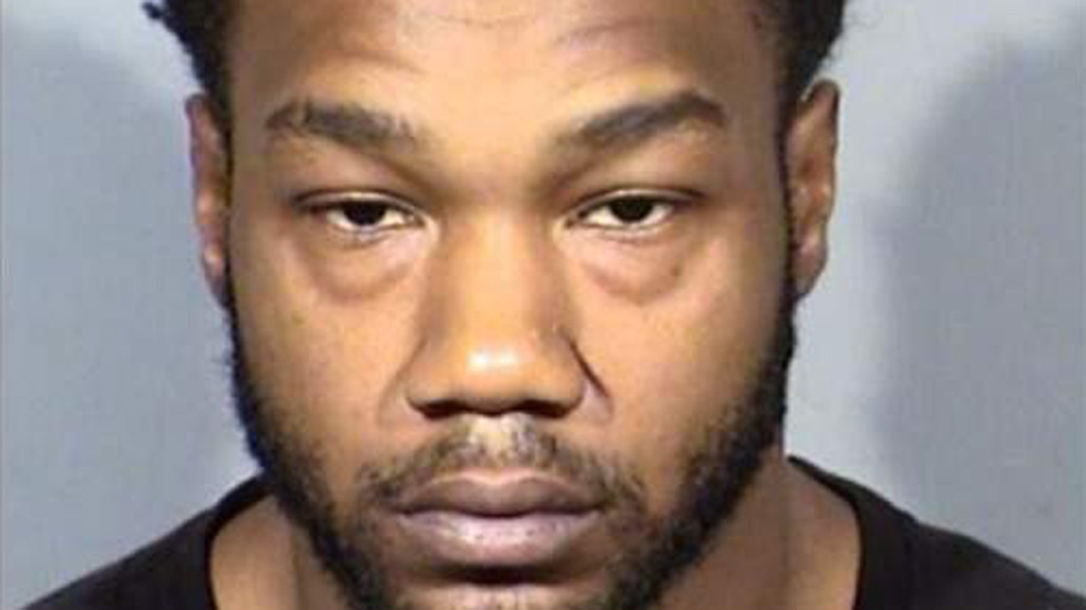 #Video Hombre da brutal golpiza a su pareja en Las Vegas - darnell-rodgers