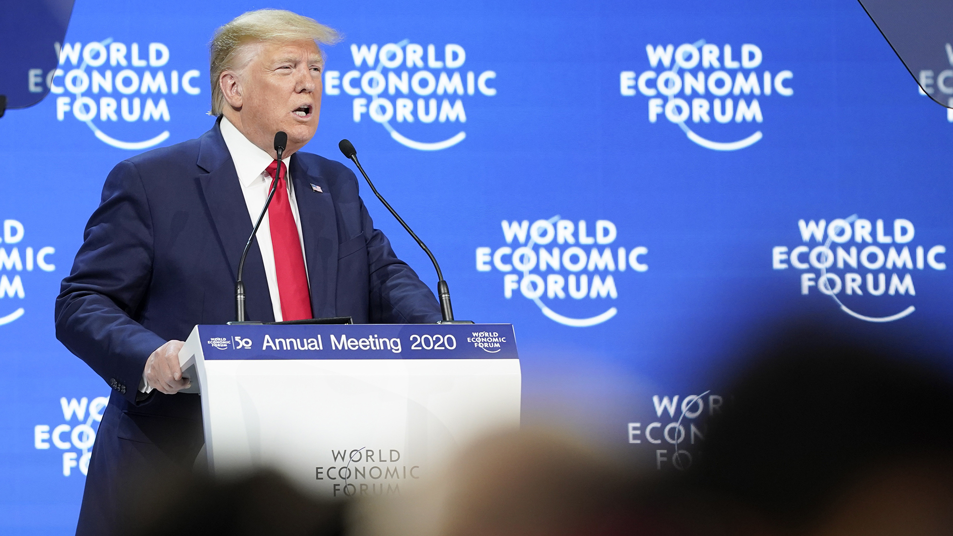 Donald Trump destaca en Davos aprobación del T-MEC en el Senado
