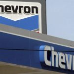 Venezuela anuncia el zarpe de un buque de Chevron con crudo en medio de tensiones con EE.UU.