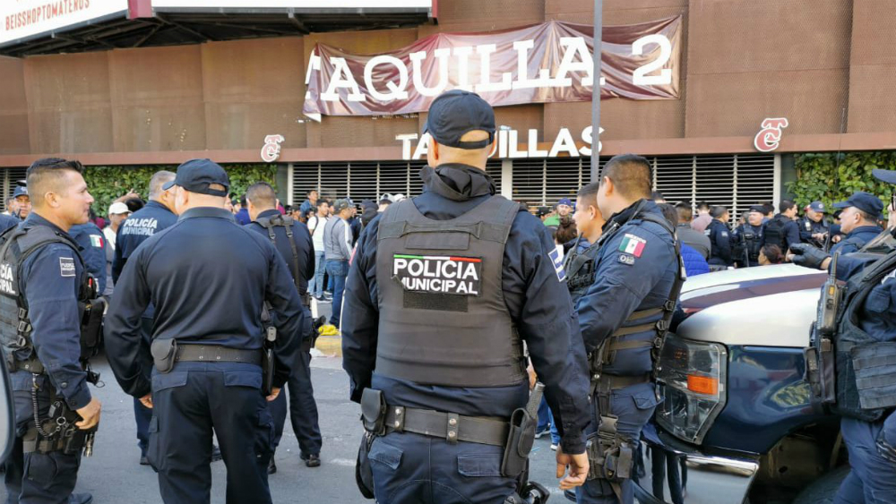 Caos en el Estadio Tomateros por venta de boletos de serie final de LMP