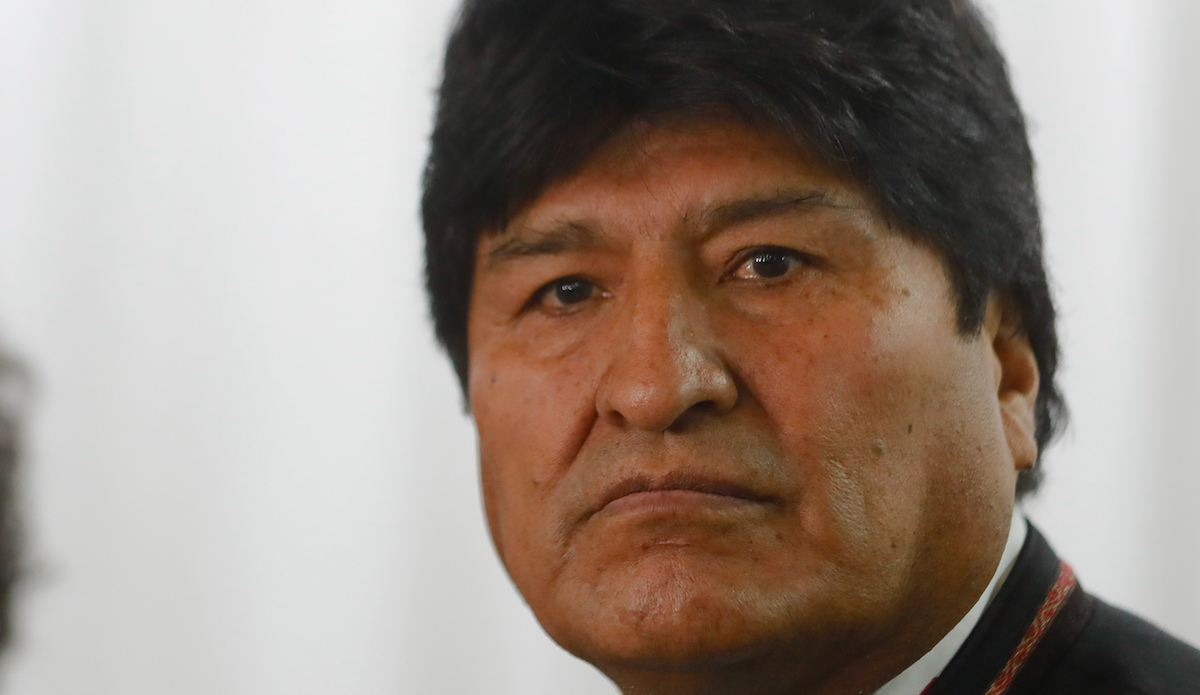 Admiten denuncia contra Evo Morales por usurpación de funciones
