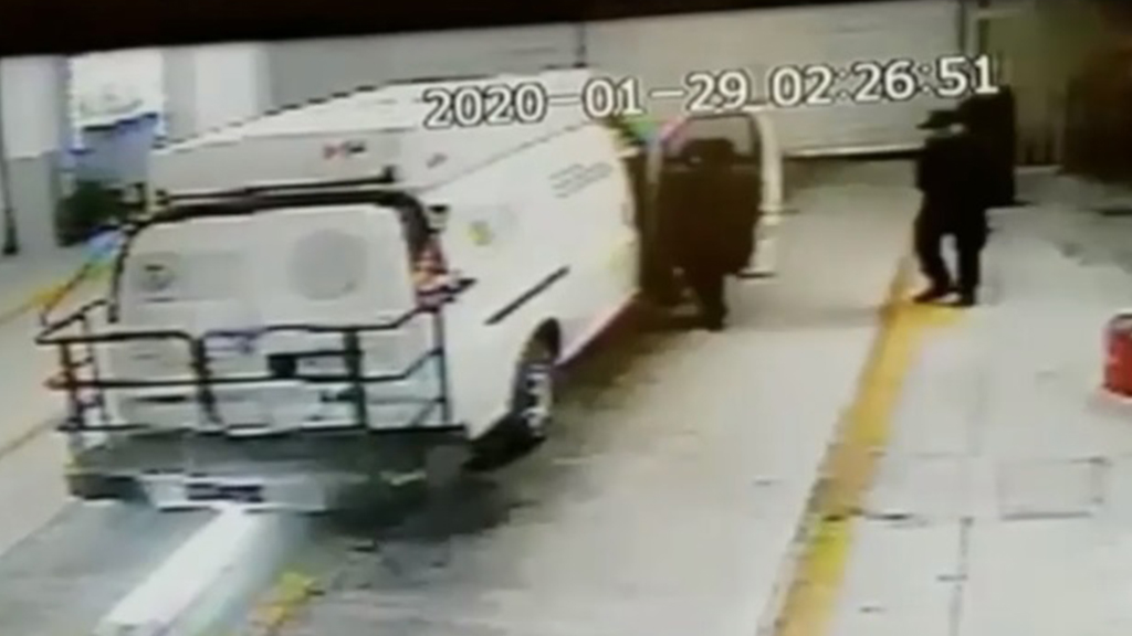 Reos del Reclusorio Sur se fugaron vestidos de custodios; habrían pagado 500 mil pesos