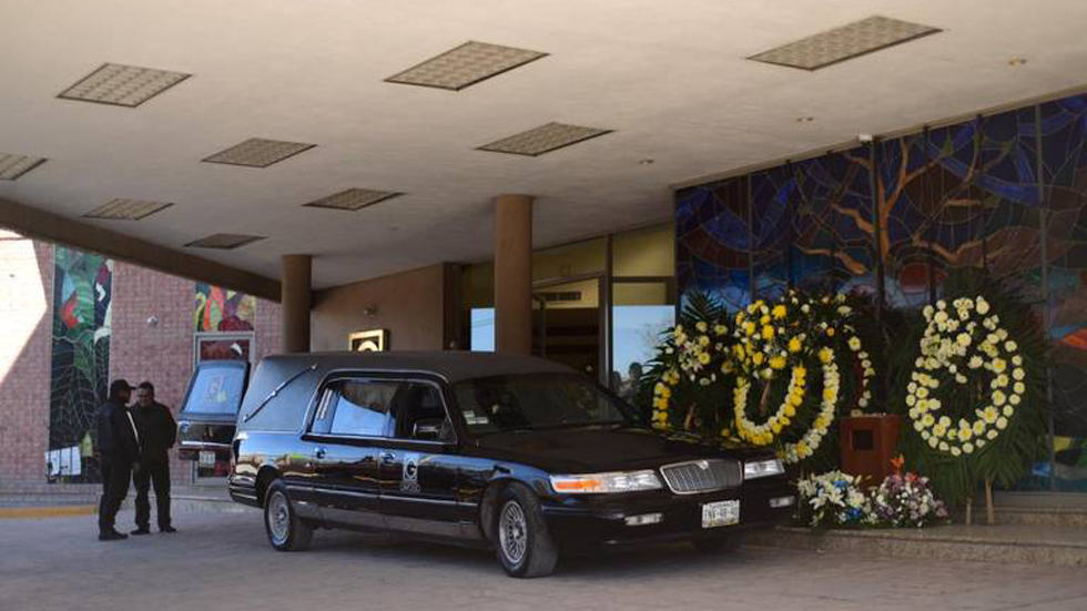 Dan último adiós a niño que abrió fuego en colegio de Torreón