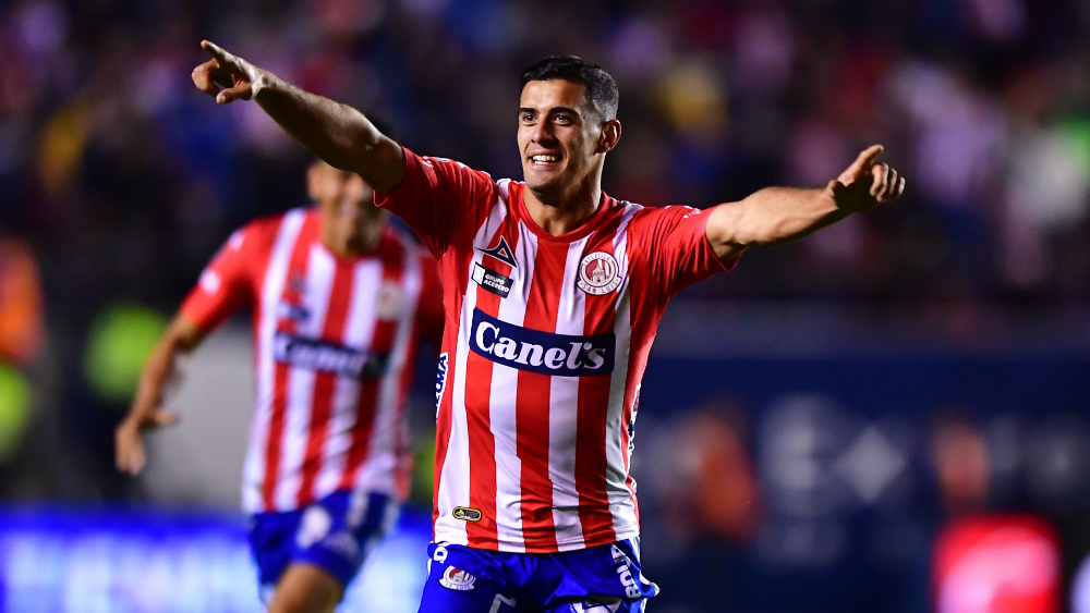 Empate agónico de San Luis ante las Chivas