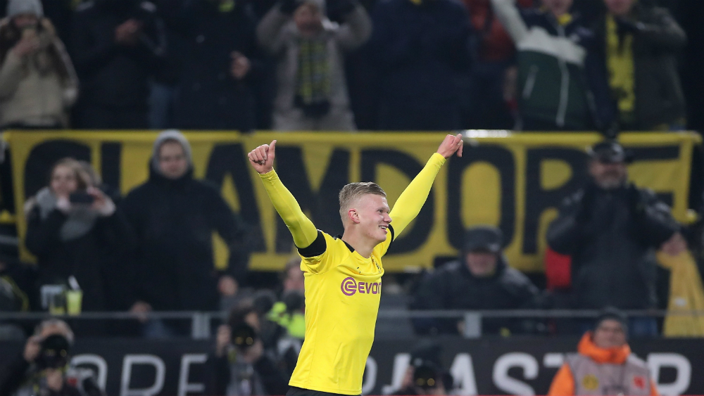 Haaland hace doblete en la goleada del Borussia Dortmund al Colonia