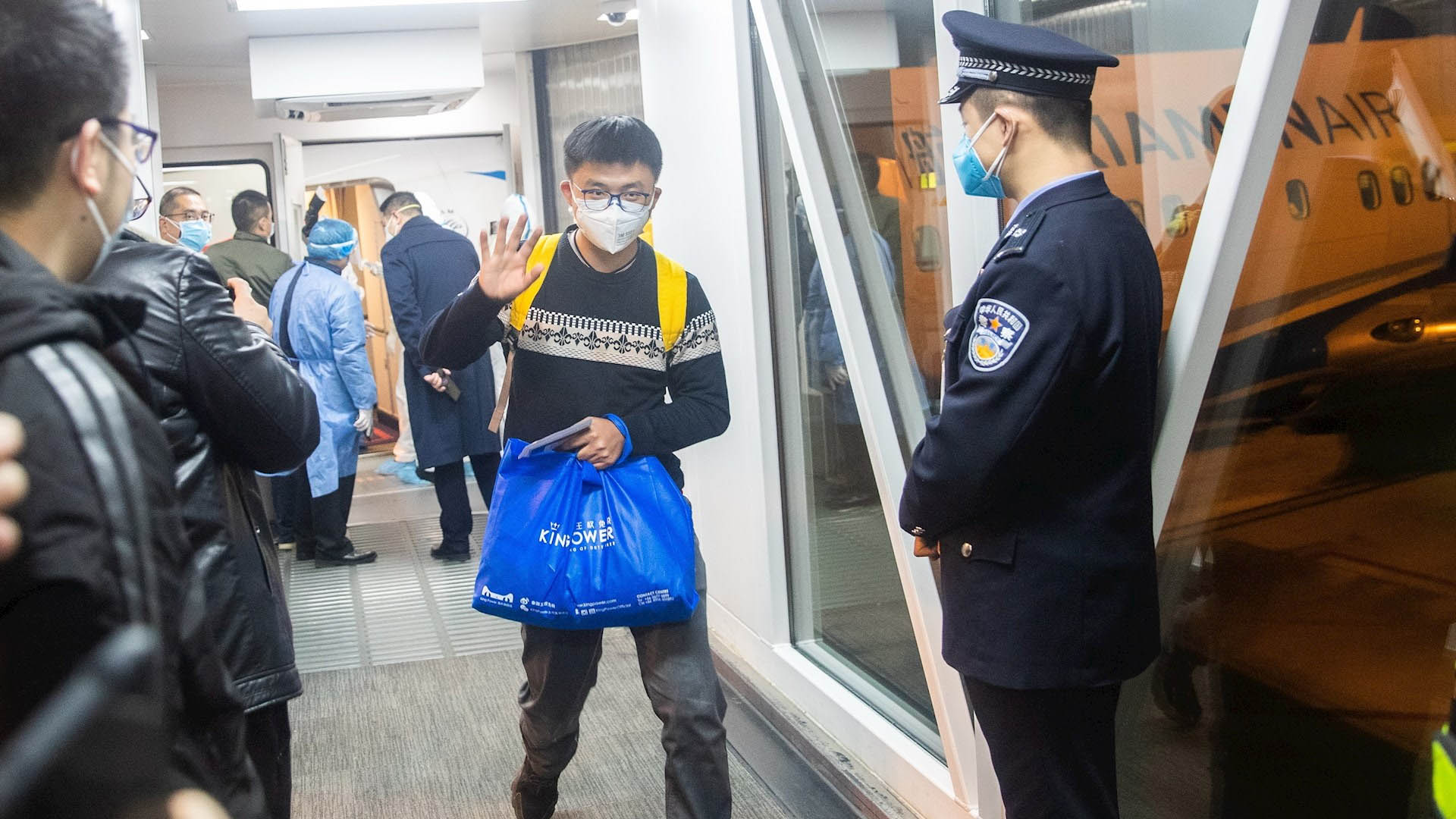 China comienza repatriación de residentes de Hubei en el extranjero China comienza repatriación de residentes de Hubei en el extranjero